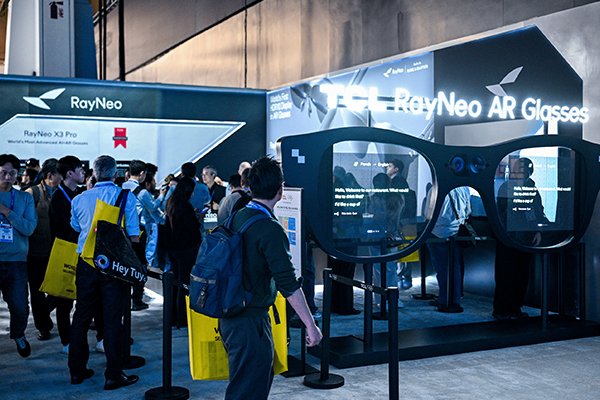 四大维度全能进化：豪鹏科技破解AI眼镜续航与安全难题