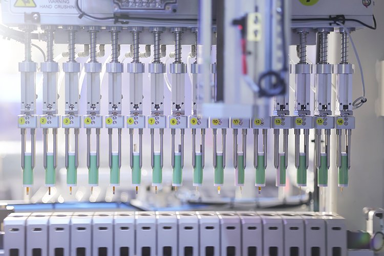 深度参与强制国标制定 豪鹏科技引领移动电源安全升级