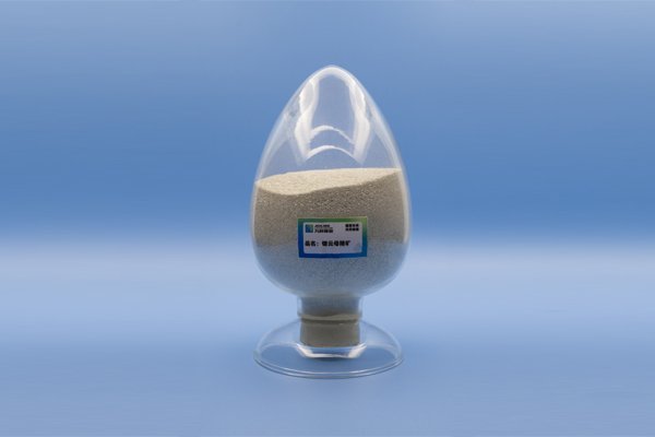 2025年我國四種正極材料產(chǎn)能約900萬噸，鋰工業(yè)下一步發(fā)展重點(diǎn)在哪？