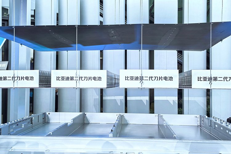 动力电池装车量TOP15座次生变:7家上升 韩系巨头狂降8席