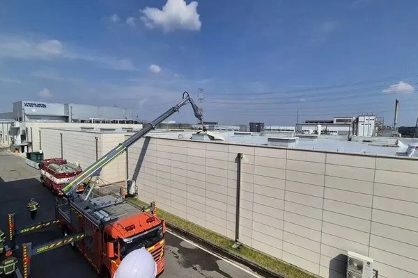 两月烧两次!这家锂电厂又起火了