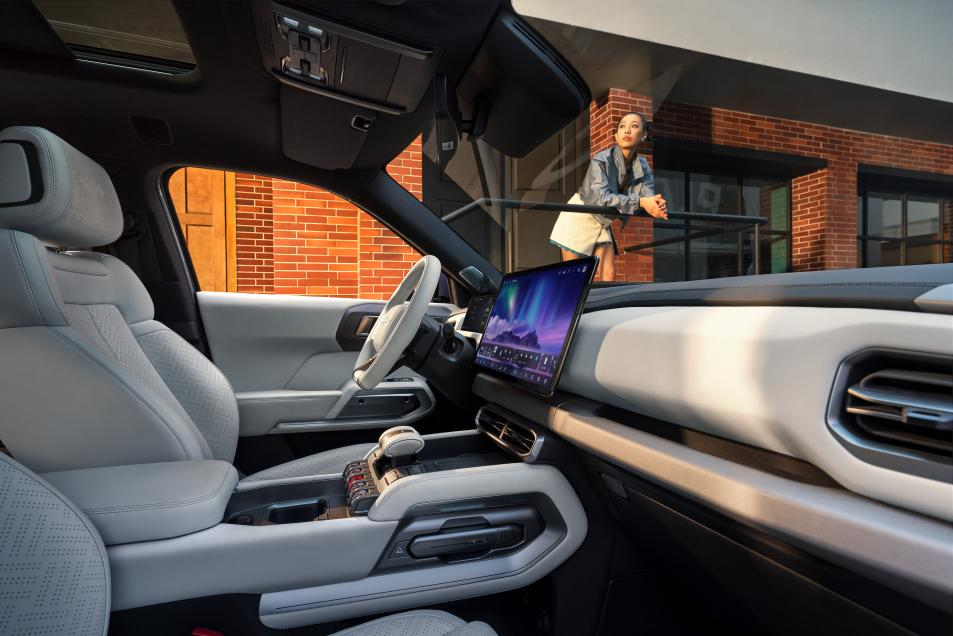 比亚迪闪充首个量产车型来了！方程豹钛3闪充版上市15万起