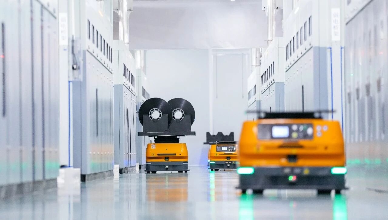 通过450项极限考验 宁德时代拿下大众首个全链路认证 通过450项极限考验 宁德时代拿下大众首个全链路认证