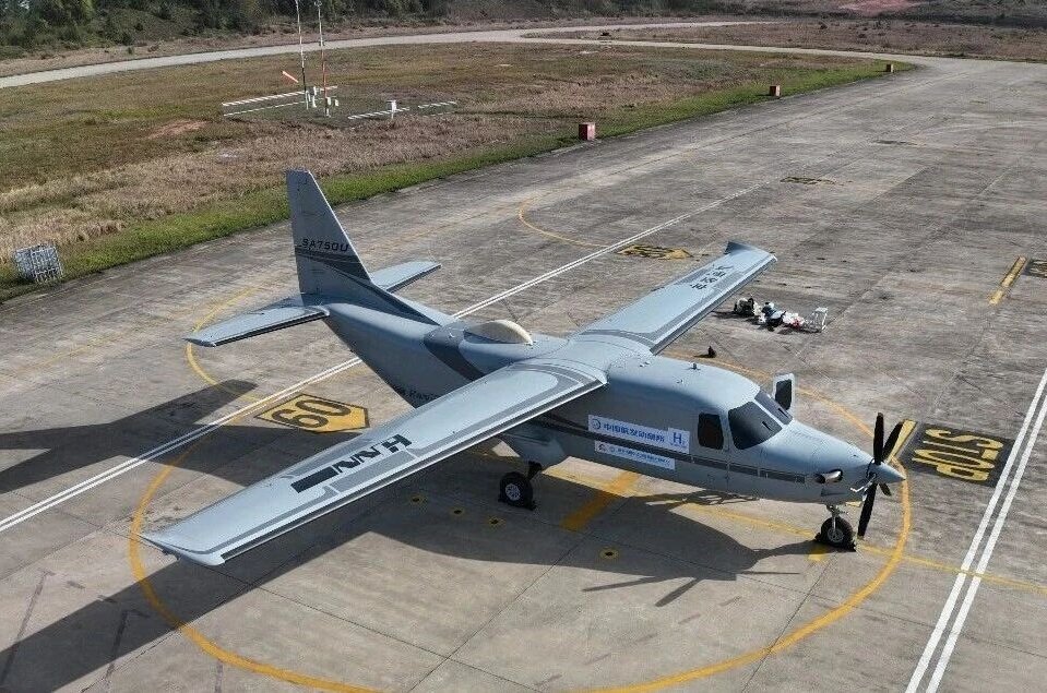 全球首次兆瓦级氢燃料航空涡桨发动机试飞