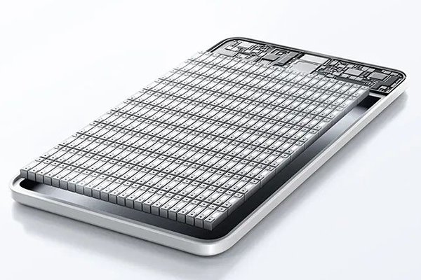 豪鹏科技“软甲固电” 豪鹏科技“软甲固电”