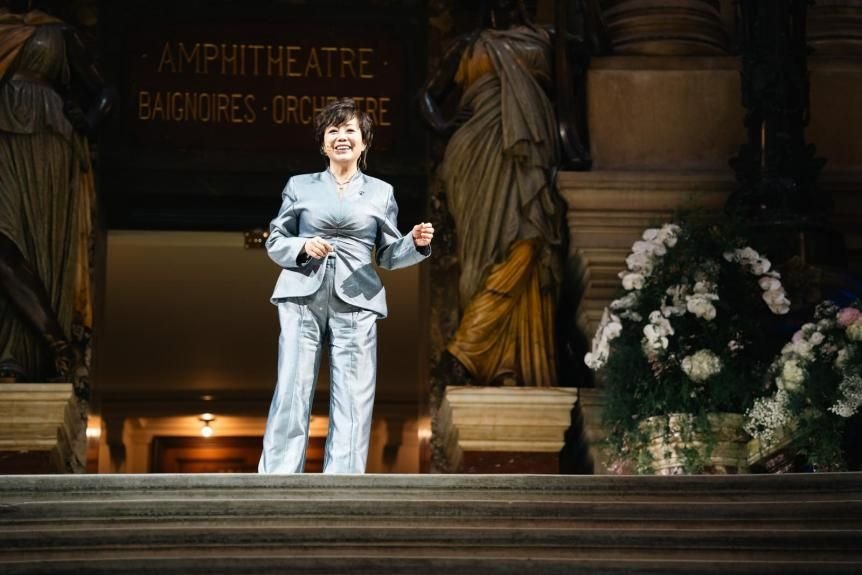 腾势巴黎歌剧院举行发布会 闪充技术欧洲首秀 腾势巴黎歌剧院举行发布会 闪充技术欧洲首秀