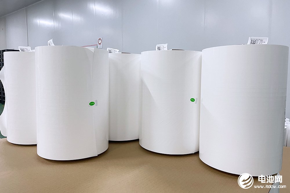 【隔膜周报】隔膜等环节预计涨价落地!中材科技定增被受理