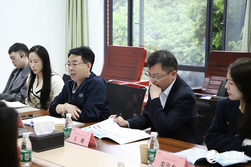 中国电池新能源产业链调研团一行到访百杰瑞