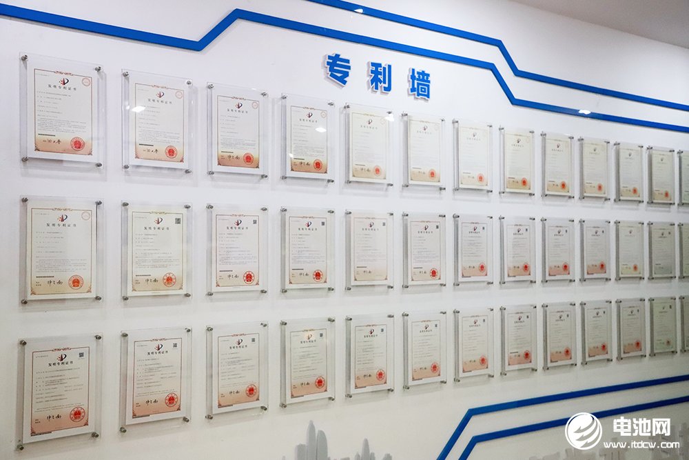 中国电池新能源产业链调研团一行到访百杰瑞