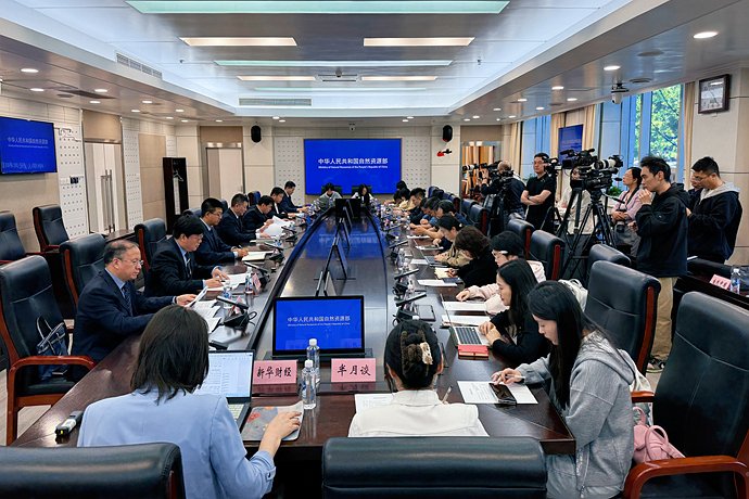 新一轮找矿成果：我国稀土/石墨等全球第一 锰/锂等居世界前四