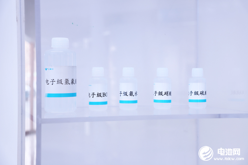 电子级氢氟酸