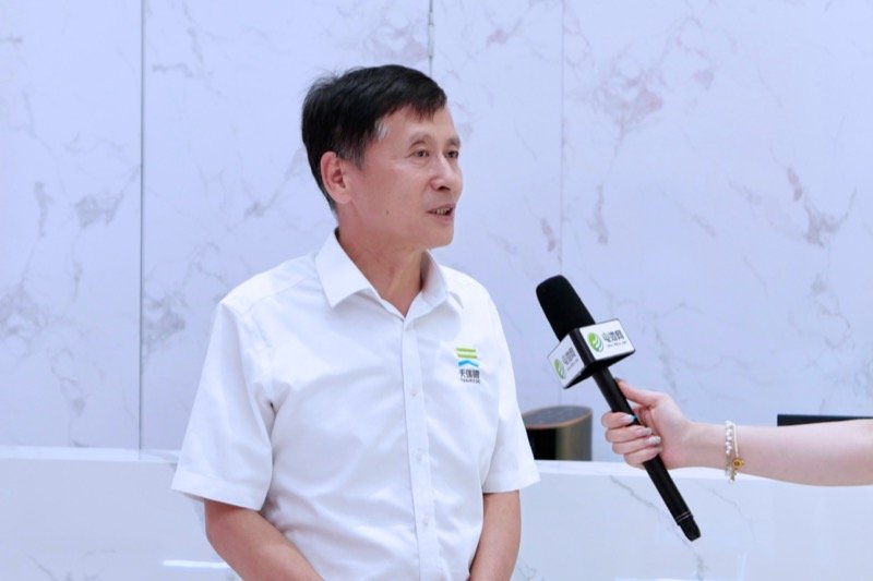 中关村新型电池技术创新联盟理事长于清教一行到访天瑞德