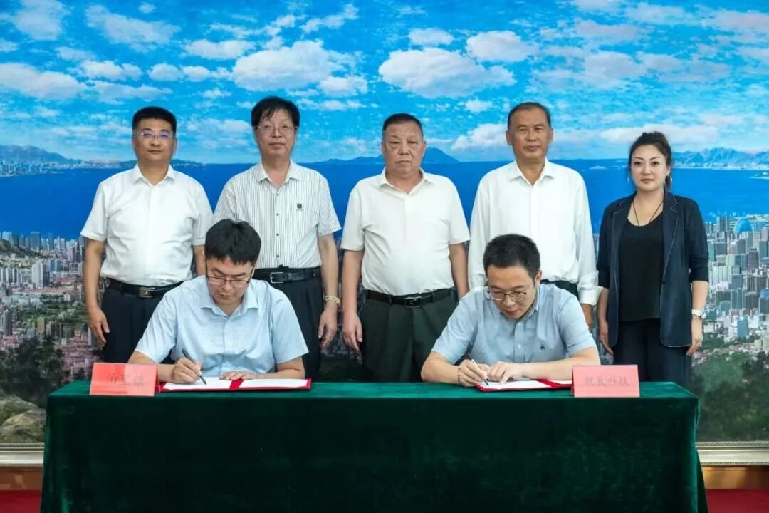 图/新泊控股集团